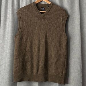 Callaway Men's V-Neck Brown Sweater Vest